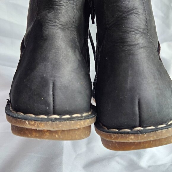 Clarks Collection | Tamitha Key Black Ankle Chukka Boots Size 7 - Picture 3 of 11